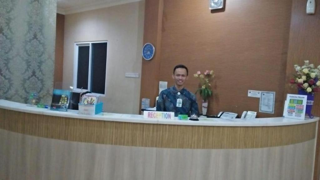Hotel Sulawesi Gorontalo Сурабая Екстериор снимка